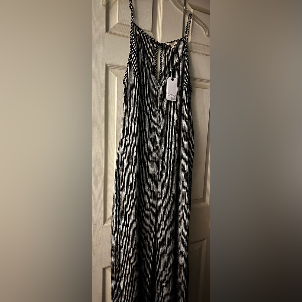 NWT Womens jumpsuit